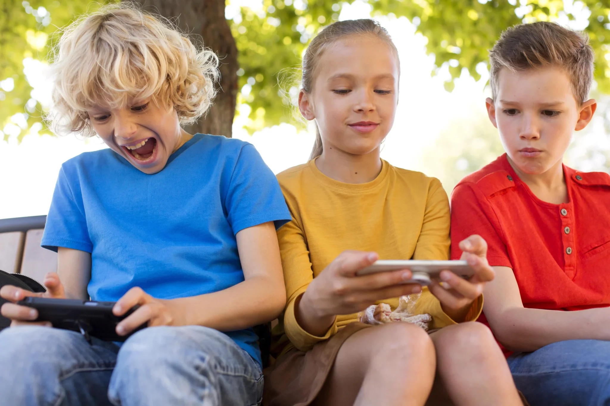 enfant connecté applications téléphone