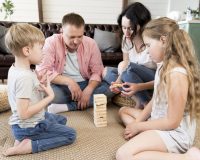 Jeux de société en famille